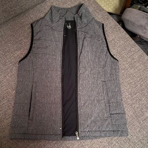 Vuori Vest Womens Small Gray Full Zip Puffer